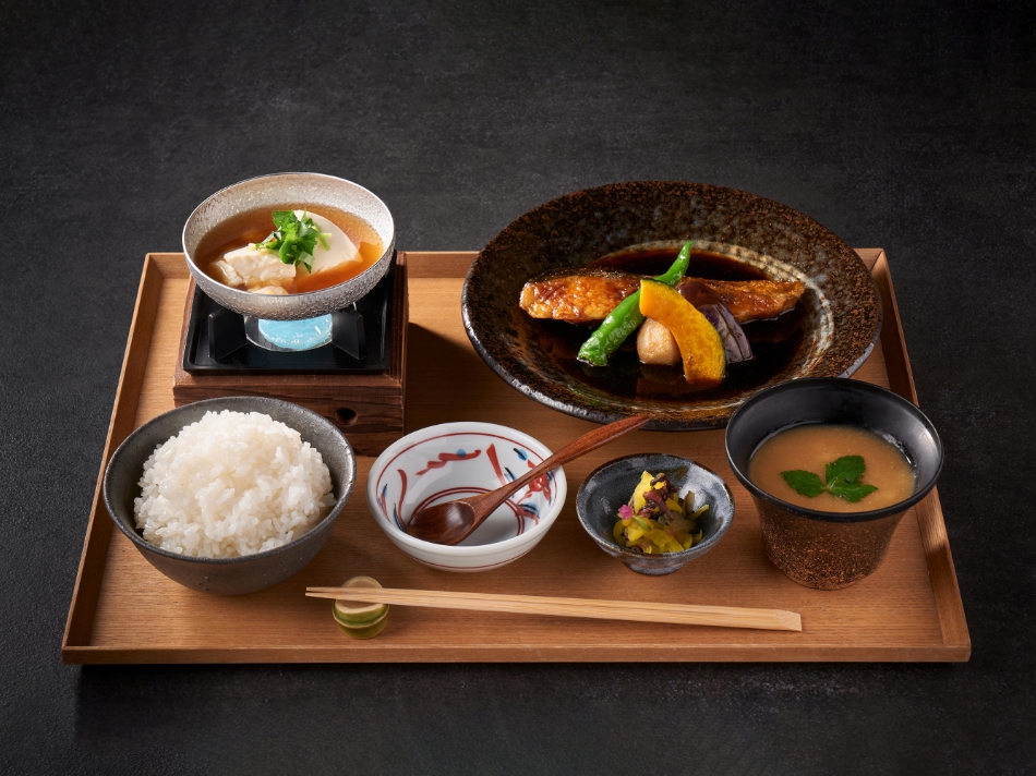 鰆の照り焼き御膳